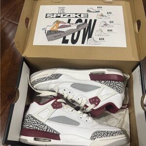 Nike Spizike Low White and Red Sneakers